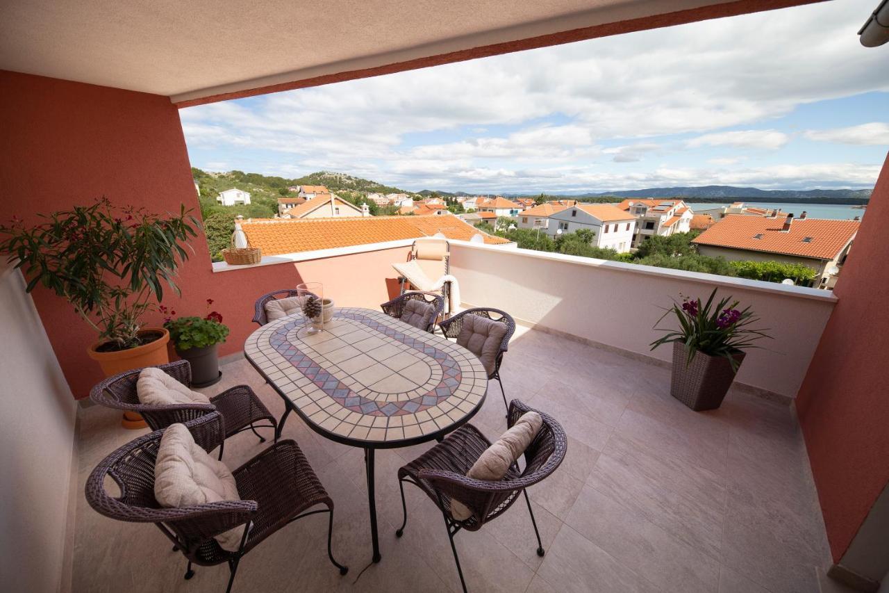 Apartments Leonarda Муртер Екстериор снимка
