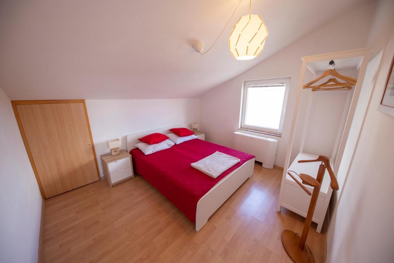 Apartments Leonarda Муртер Екстериор снимка