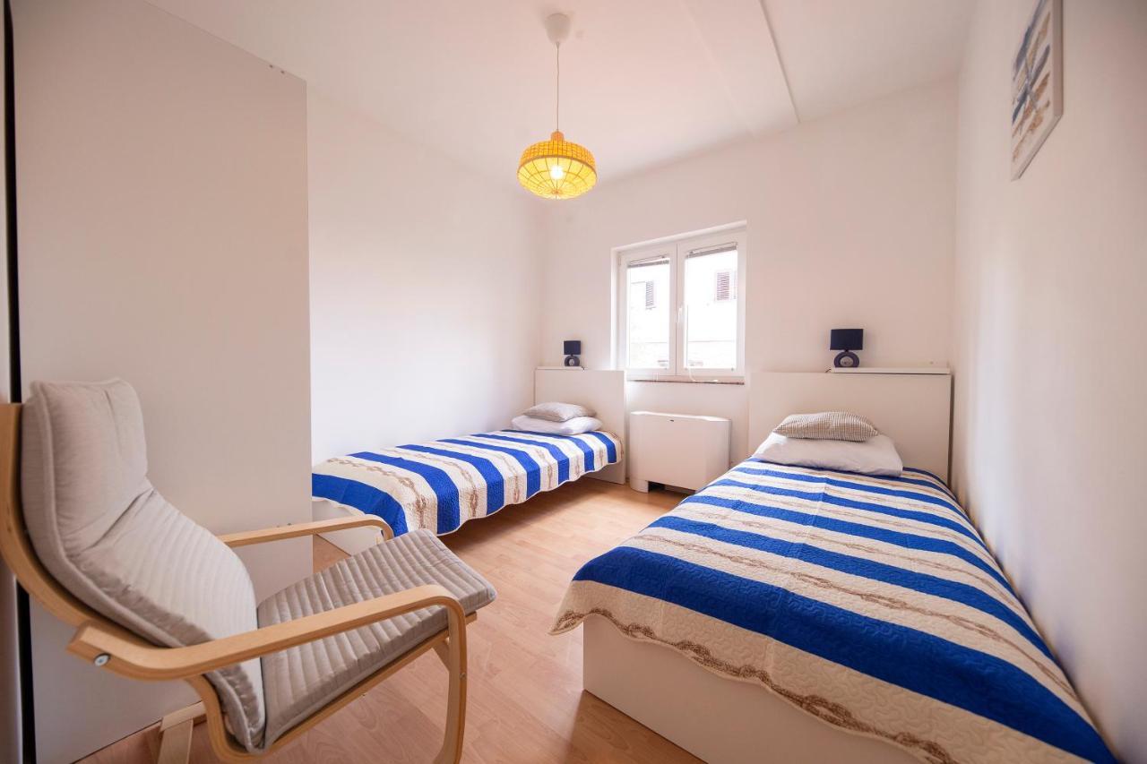 Apartments Leonarda Муртер Екстериор снимка